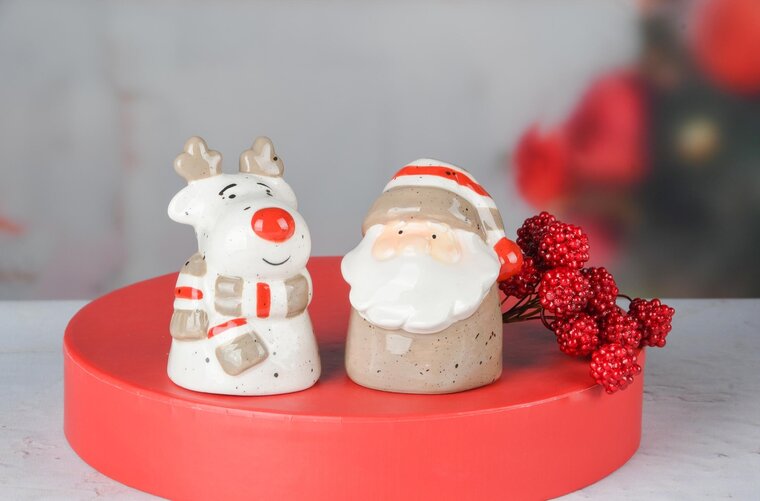 Dekoratief | Duo peper/zout 'Santa/Rudolf', grijs/wit, keramiek, 11x10x8cm | A245767