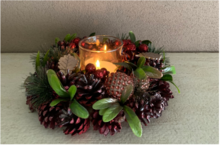 Kerstkrans / stuk 25 cm rond bordeaux rood 1 theelichthouder & dennenappels groen blad | La Galleria | NFT-85064