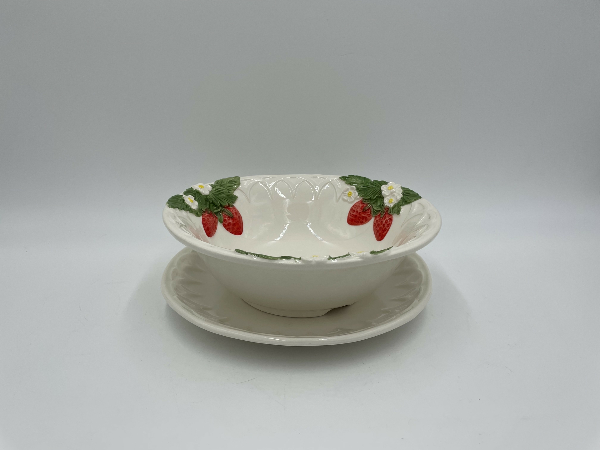 Aardbeien-test middel &Oslash; 23 cm schaal wit rood groen | TR14 | Piccobella Italiaans Servies