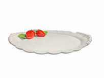 Ovale schaal reliëf aardbeien 38 x 26 wit rood | Serveerschaal | AL019 | Piccobella Ovale schaal reliëf aardbeien 38 x 26 wit rood | Serveerschaal | AL019 | Piccobella