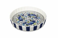 Quicheschaal taartvorm Poisson serveerschaal handgemaakt Ø 24 rond blauw wit vissen | QU.PO.30 | Dishes & Deco Quicheschaal taartvorm Poisson serveerschaal handgemaakt Ø 24 rond blauw wit vissen | QU.PO.30 | Dishes & Deco